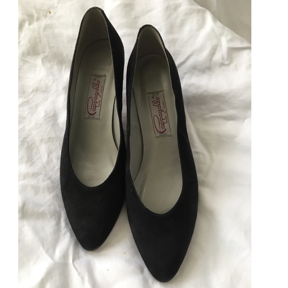Vintage Italian made Pappagallo black heels